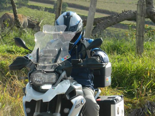 (1200) Bolha Alta Cristal BMW R1200 GS PREMIUM/ADVENTURE 2013 e posteriores com defletor