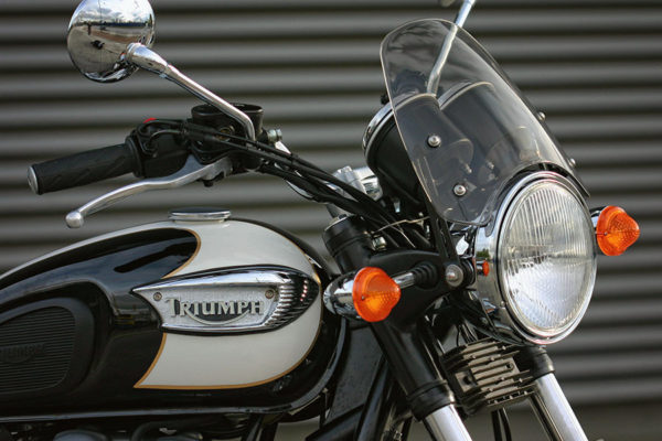(7300)Bolha Parabrisa Moto Triumph Bonneville Street Twin / Thruxton