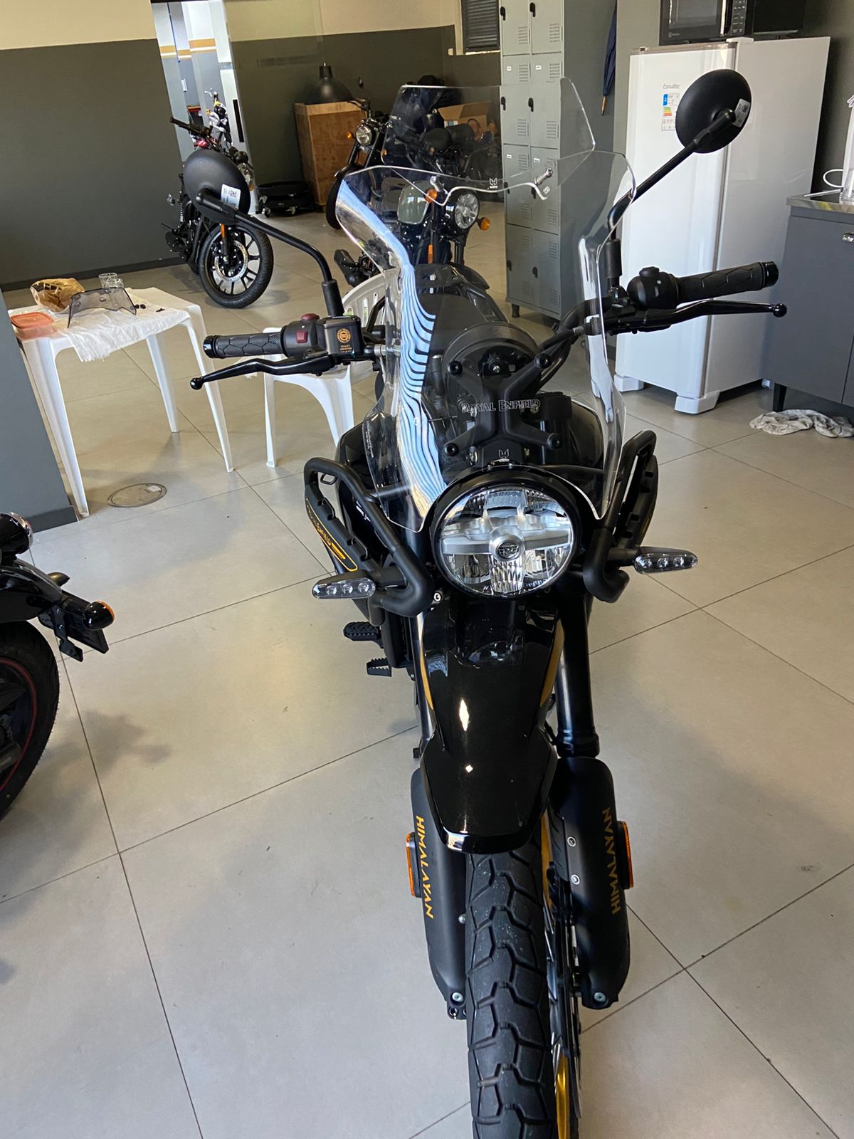 (9544) BOLHA ALTA C/ DEFLETOR HIMALAYAN 450 ROYAL ENFIELD - Imagem 9