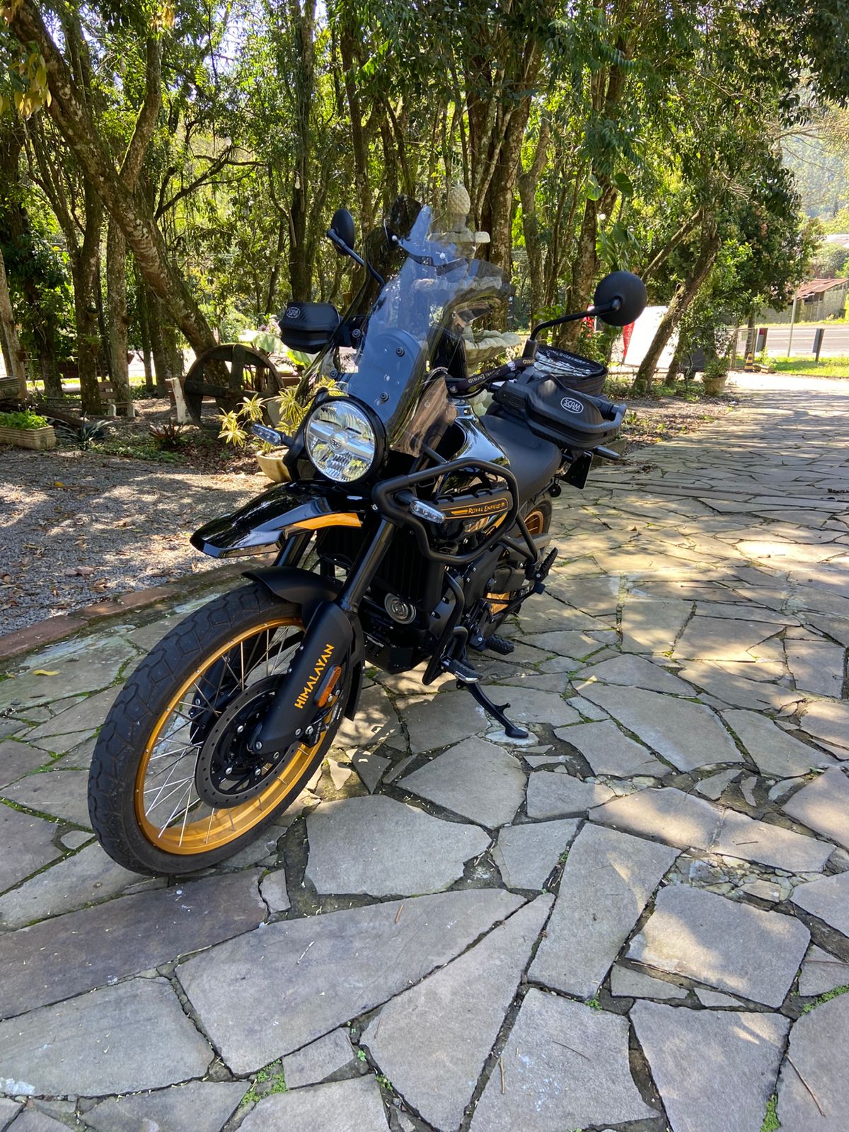 (9545) BOLHA ALTA C/ DEFLETOR HIMALAYAN 450 ROYAL ENFIELD